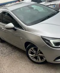 Opel astra 1.6d 110cv/led/bi-zona/cerchi/sensori Opel astra 1.6d 110cv/led/bi-zona/cerchi/sensori