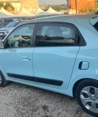 RENAULT TWINGO 1.0 BENZINA UNICOPROPRIETARIO/PERMU