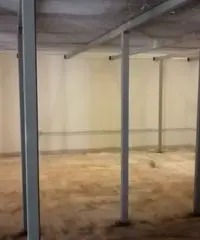 Cz Sala, locale magazzino piano terra