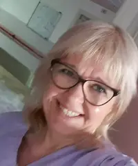 Badante qualificata per la sostituzione estiva Badante qualificata per la sostituzione estiva