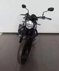 MOTO GUZZI V7 850 Stone Abs