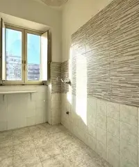 2 1/2 Vani Pressi V.le M.Rapisardi 2 1/2 Vani Pressi V.le M.Rapisardi