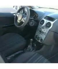 Opel corsa 1200 benzina e gpl