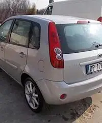 Ford Fiesta 1.2 16V 3p. Titanium