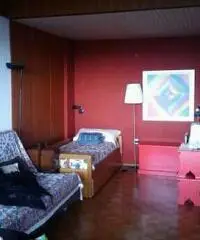 Affittasi openspace stupendo sul mare