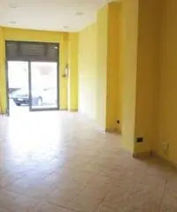 Rossano: Locale commerciale Altro - zona C.DA PETRA