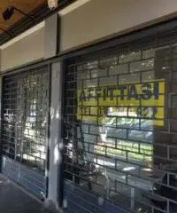 Negozio in zona CENTRO CITTA a Bergamo 90mq Negozio in zona CENTRO CITTA a Bergamo 90mq