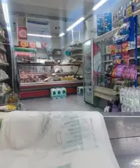 Ceditura negozio alimentari-salumeria