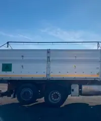 Macchina operatrice Iveco 190.26