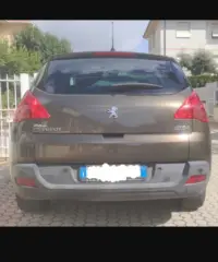 Peugeot 3008 Techno 1.6 HDI 110 CV