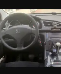 Peugeot 3008 Techno 1.6 HDI 110 CV