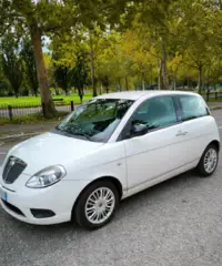 Lancia Ypsilon 1.2 69 CV Diva Solo 60000 KM