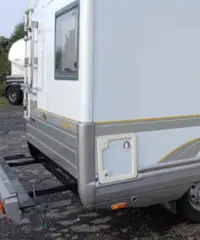 Camper semintegrale LAIKA ecovip 7r 2.8 diesel