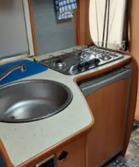 Camper mansardato