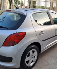 Peugeot 207 1.4 88CV 5p. XS GPL