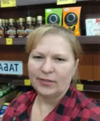 Alla ricerca di qualcuno con cui condividere sorrisi autentici Alla ricerca di qualcuno con cui condividere sorrisi autentici