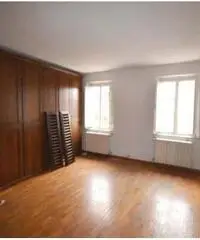 Casa indipendente in Vendita di 135mq - Lucca Casa indipendente in Vendita di 135mq - Lucca