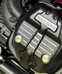 Moto Guzzi V7 850 Rosso Rovente - KM 0 TAX FREE