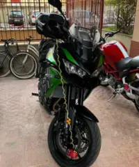 Kawasaki Versys 650 (appena 250 km)