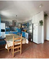 Camere con regolare contratto Camere con regolare contratto