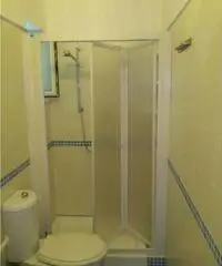 A UNIVERSITARIA AFFITTASI STANZA SINGOLA