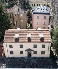 Terratetto plurifamiliare con garage e giardino a Parma