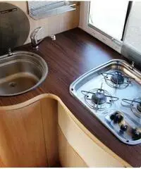 CAMPER MANSARDATO 7 POSTI LETTO