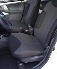 TOYOTA AYGO 1.0 CONNECT 5P 68CV 2010 km 32.200 tg - Veneto