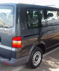 VOLKSWAGEN T5 TRANSPORTER 1.9 TDI 9 POSTI - Veneto