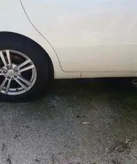 Cerchi e gomme nuovissime - Rieti