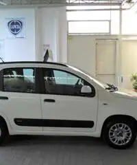 FIAT PANDA POP 1.2 BZ E5 quasi 2013 FIAT PANDA POP 1.2 BZ E5 quasi 2013