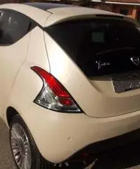 Lancia Ypsilon 0.9 T.air Full Optional 5 porte - Cuneo