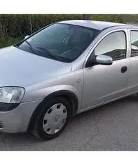 Opel Corsa 1.0 metano - Teramo Opel Corsa 1.0 metano - Teramo