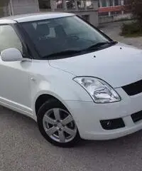 Suzuki Swift 4x4 metano - Teramo Suzuki Swift 4x4 metano - Teramo