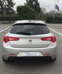 Alfa Romeo Giulietta 1750 Turbo TCT 2014 - Piemonte Alfa Romeo Giulietta 1750 Turbo TCT 2014 - Piemonte