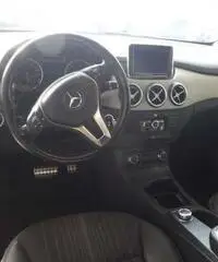 MERCEDES B 200 CDI PREMIUM (BE) AUTO - Napoli