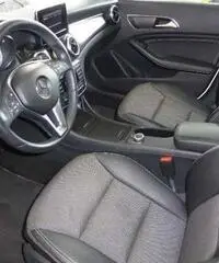 MERCEDES CLA 220 CDI SPORT AUTO - Napoli