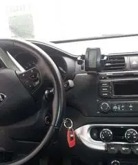 Kia rio 1.2 terza serie gpl del 2015 - Pisa Kia rio 1.2 terza serie gpl del 2015 - Pisa