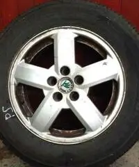 Pneumatici Bridgestone 195/65 R15 91H seminuovi Pneumatici Bridgestone 195/65 R15 91H seminuovi