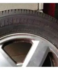 Pneumatici Bridgestone 195/65 R15 91H seminuovi