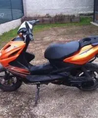 Aerox Arancio 8000 km - Super Speed Aerox Arancio 8000 km - Super Speed