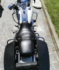 Harley Davidson Road King 1450 cc