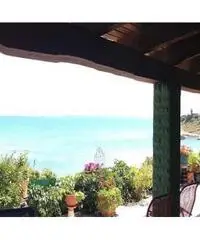 Villa sul Mare con accesso diretto in Spiaggia Villa sul Mare con accesso diretto in Spiaggia