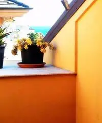 ATTICO ELEGANTEMENTE RIFINITO