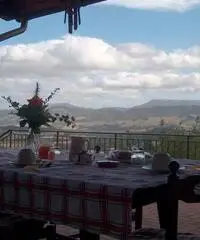 VILLA-RUSTICO VACANZE CAMPAGNA MARCHE CAGLI