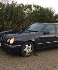 Mercedes E 250 diesel Avantgarde Mercedes E 250 diesel Avantgarde