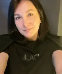 Sto cercando una relazione a lungo termine che porta al matrimonio Sto cercando una relazione a lungo termine che porta al matrimonio