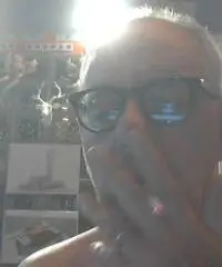 56enne non libero con problemi coniugali cerca donna africana seria matura per relazione extra.