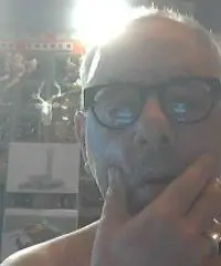 56enne non libero con problemi coniugali cerca donna africana seria matura per relazione extra.