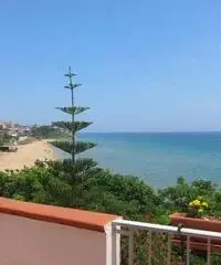 Capo Rizzuto - Affittasi Appartamenti Vacanze fronte MARE Capo Rizzuto - Affittasi Appartamenti Vacanze fronte MARE